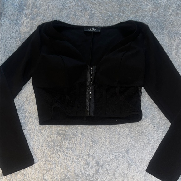 AKIRA Tops - Cute holiday top